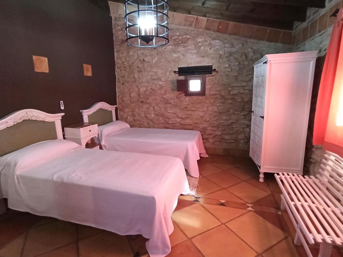 La Fabriqueta De Cent Piques Guest House Fontanars dels Alforins Bagian luar foto